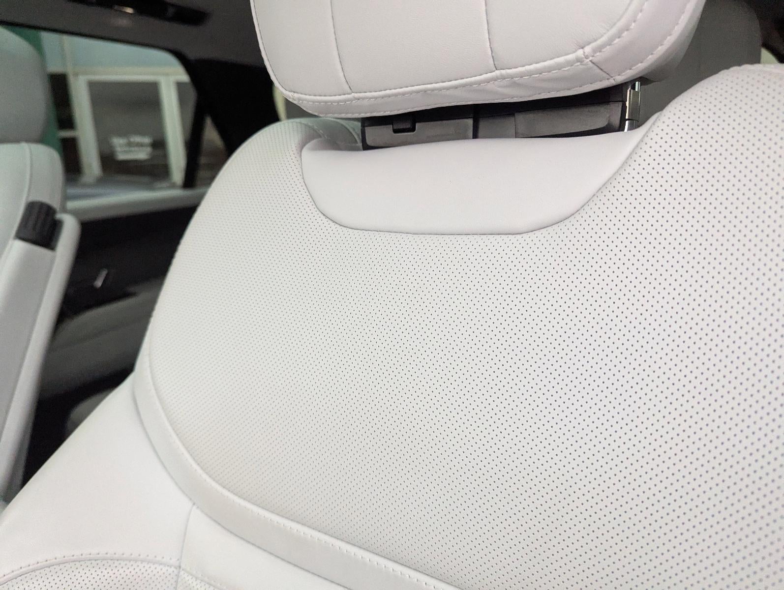 2024 Land Rover Range Rover Sport P360 SE