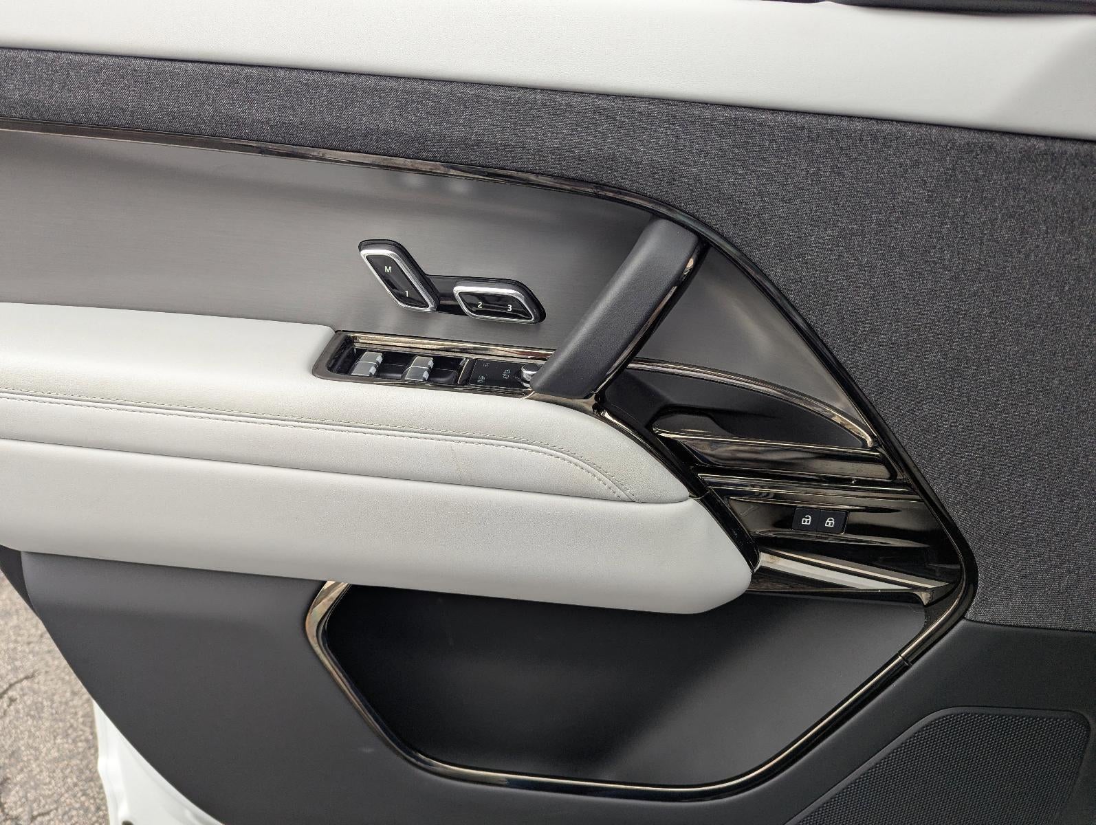 2024 Land Rover Range Rover Sport P360 SE