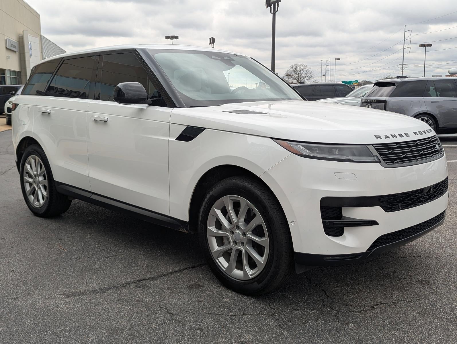 2024 Land Rover Range Rover Sport P360 SE