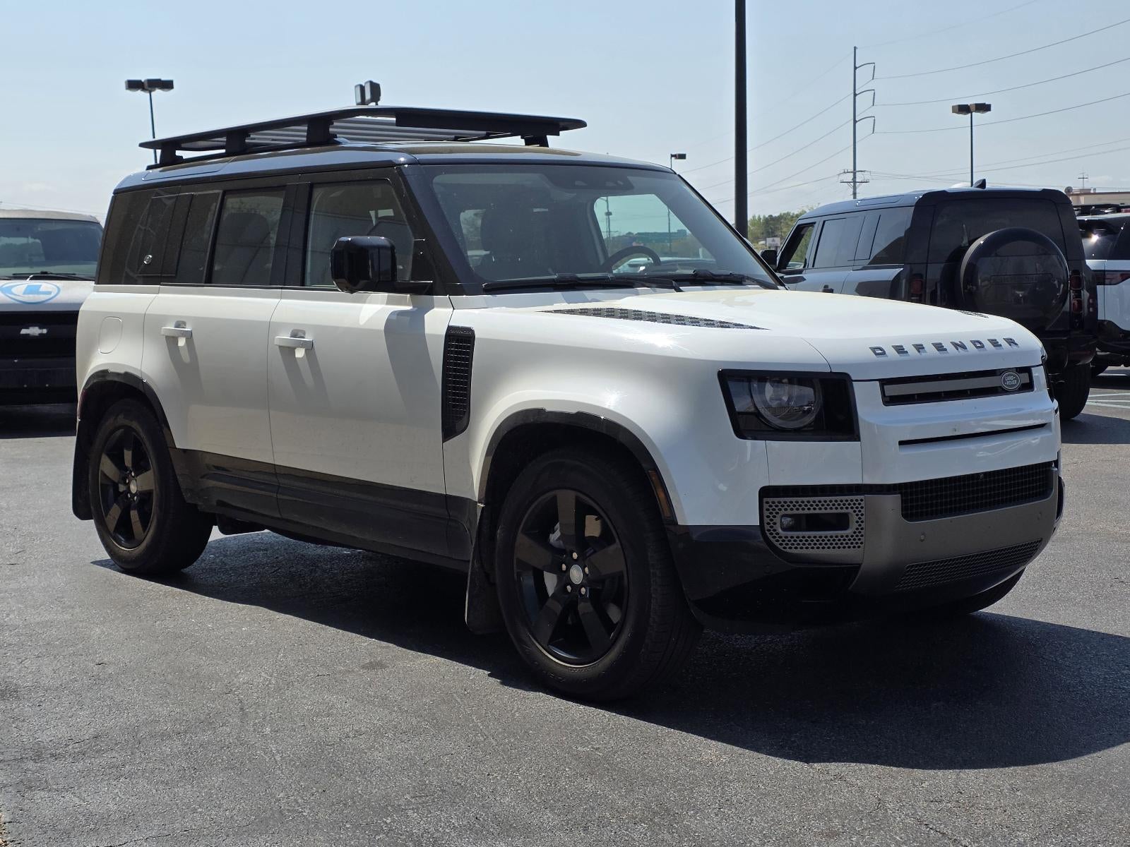 2024 Land Rover Defender 110 P400 X-Dynamic SE