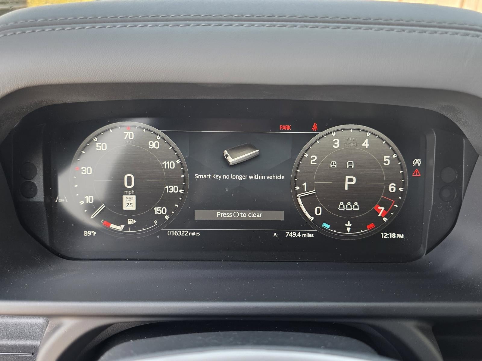 2025 Land Rover Defender 110 P500 X-Dynamic SE