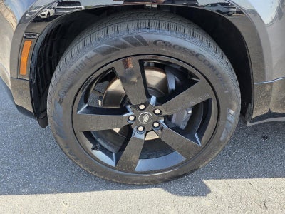 2025 Land Rover Defender 110 P500 X-Dynamic SE