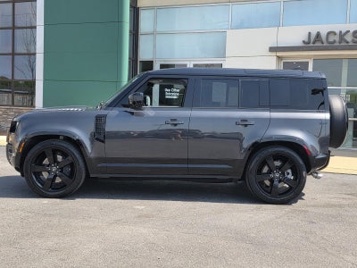 2025 Land Rover Defender 110 P500 X-Dynamic SE