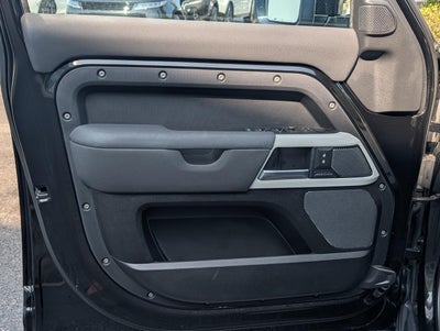 2020 Land Rover Defender 110 SE AWD