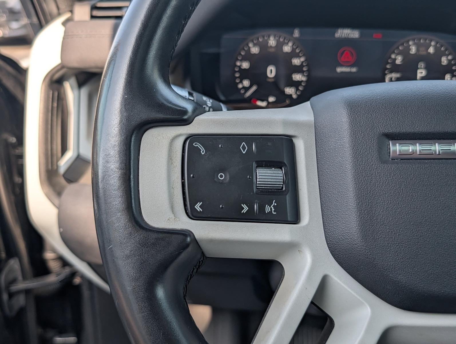 2020 Land Rover Defender 110 SE AWD