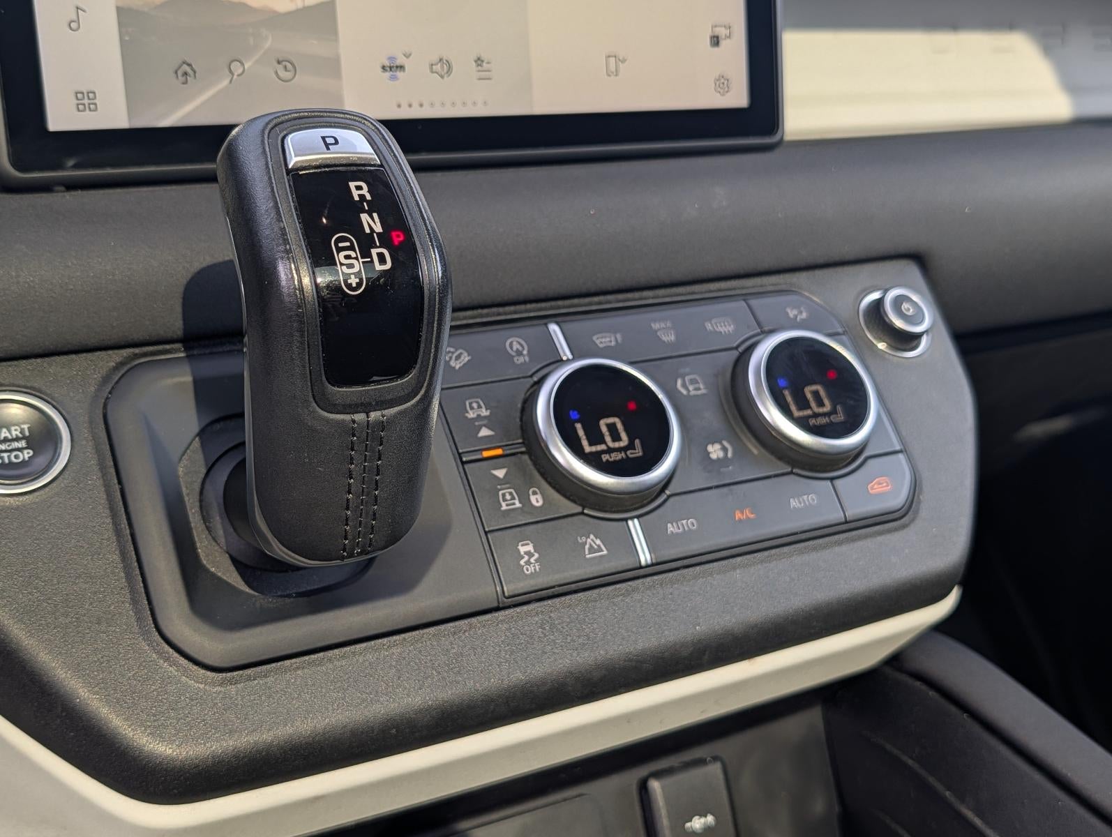 2020 Land Rover Defender 110 SE AWD