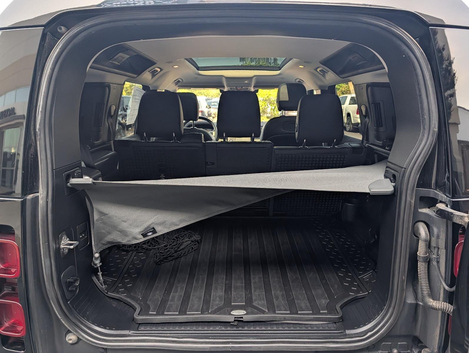 2020 Land Rover Defender 110 SE AWD