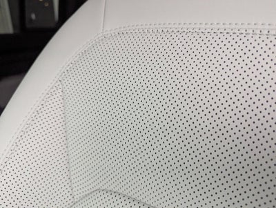 2025 Land Rover Defender 130 P500 V8