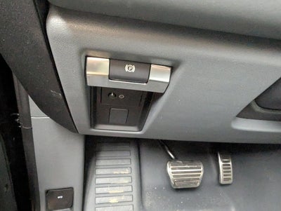 2025 Land Rover Defender 130 P500 V8