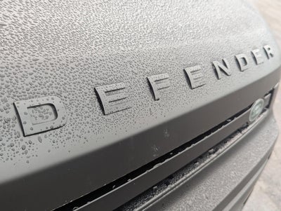 2025 Land Rover Defender 130 P500 V8