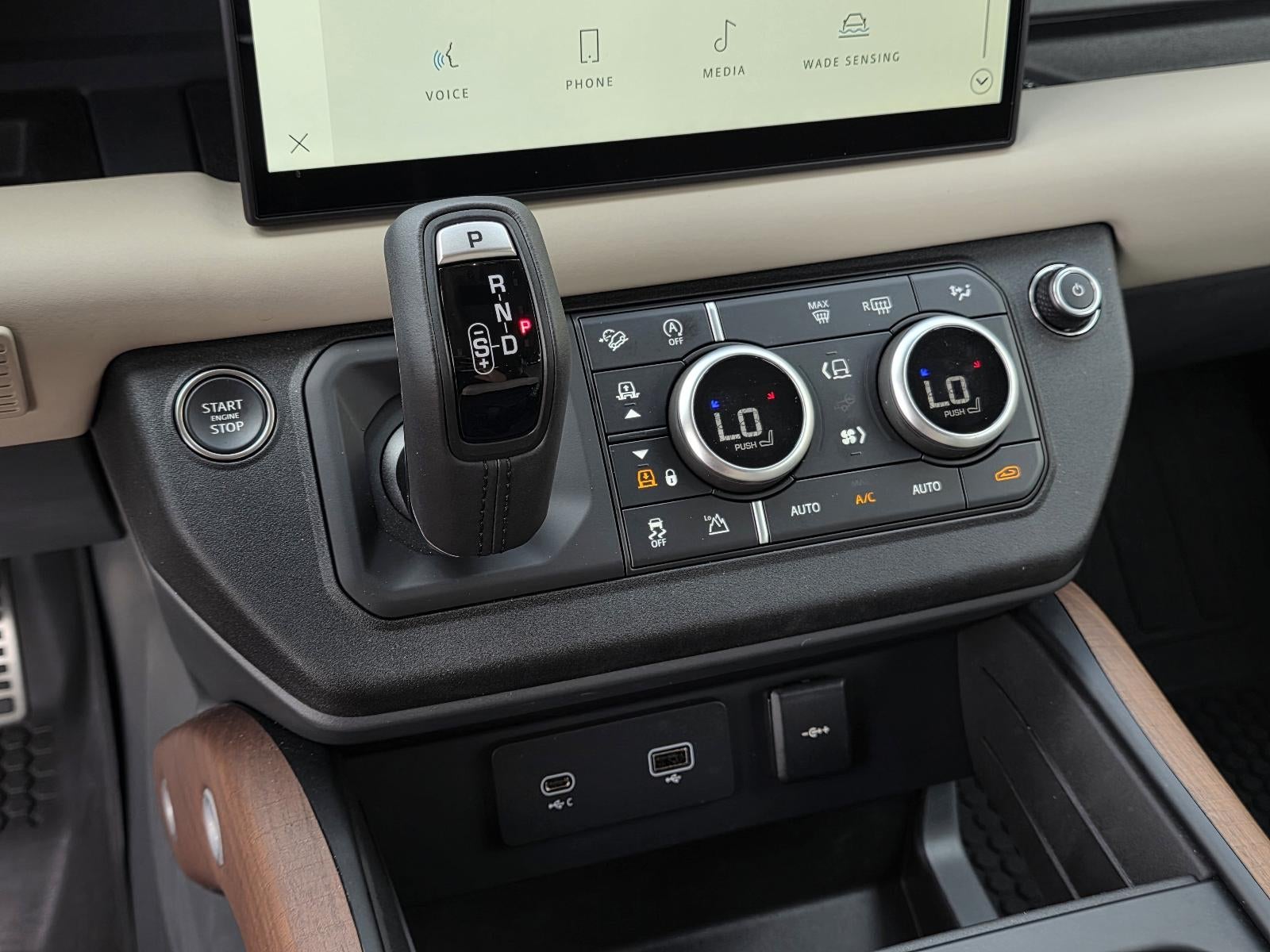 2024 Land Rover Defender 130 P400 X
