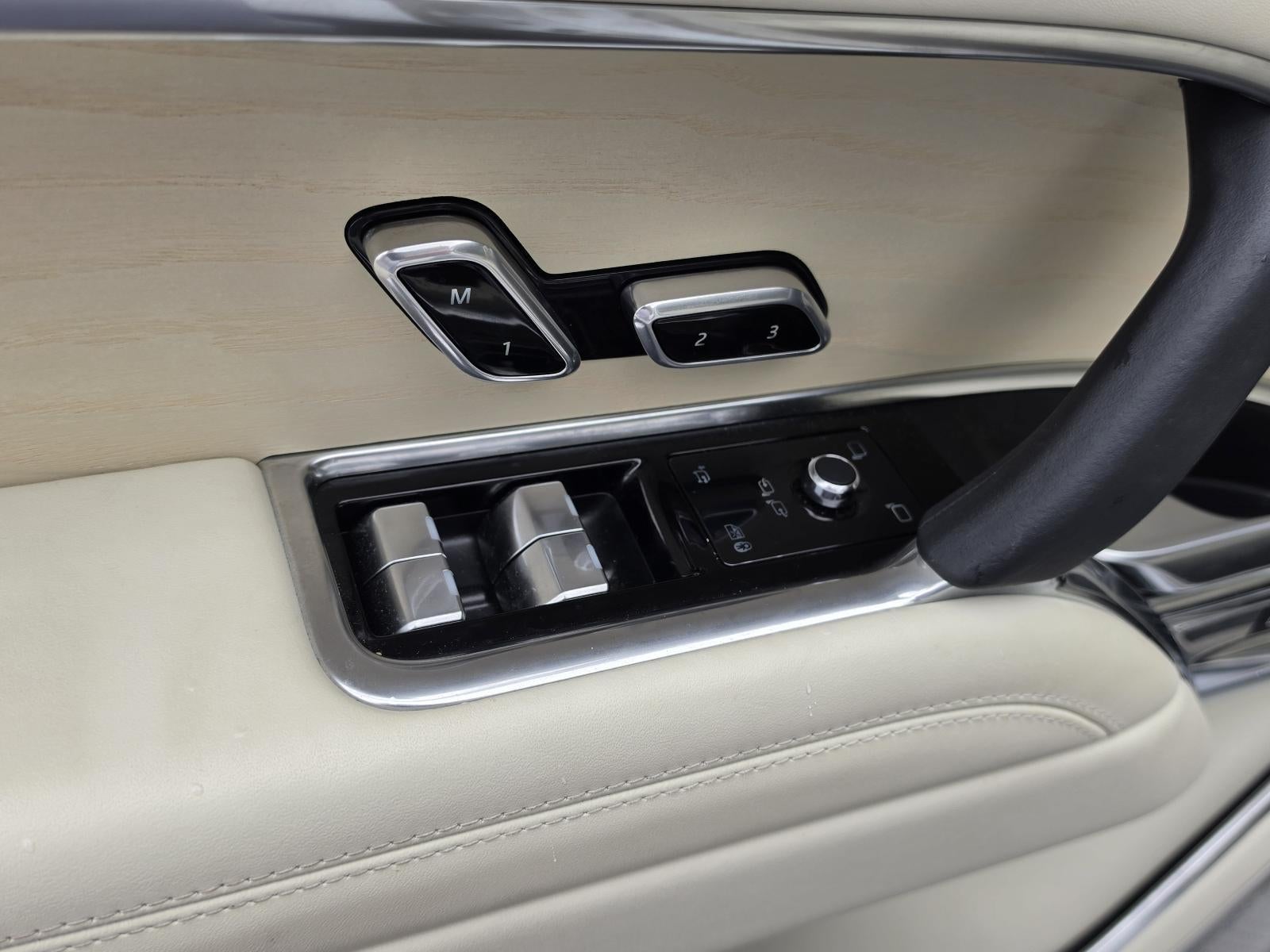 2023 Land Rover Range Rover Autobiography LWB