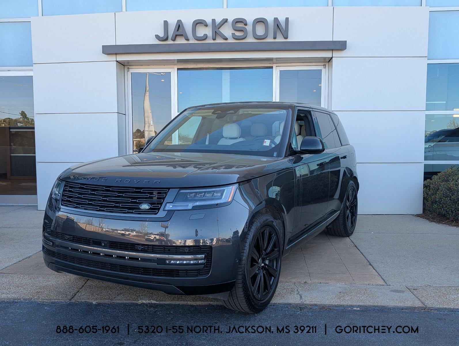 2025 Land Rover Range Rover P550e SE SWB