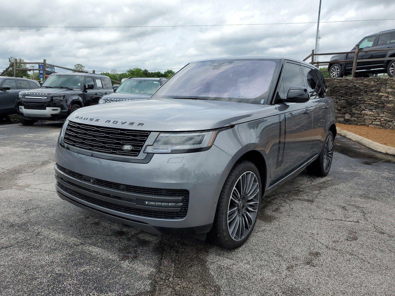 2023 Land Rover Range Rover P400 SE SWB