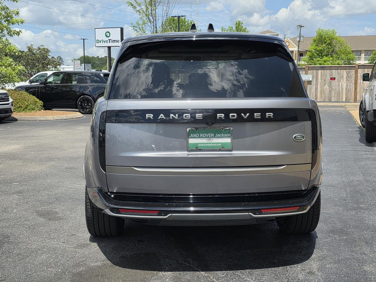 2023 Land Rover Range Rover P400 SE LWB 7 Seat