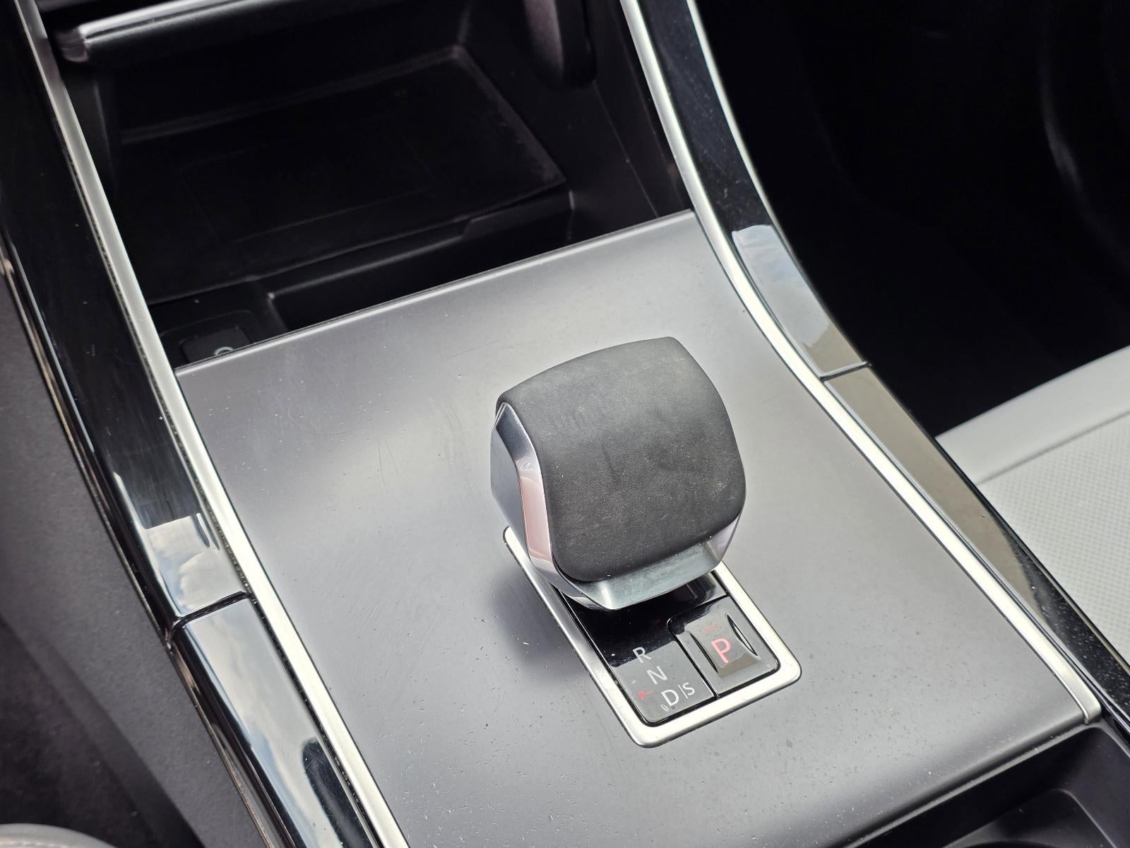 2024 Land Rover Range Rover Velar P250 Dynamic SE