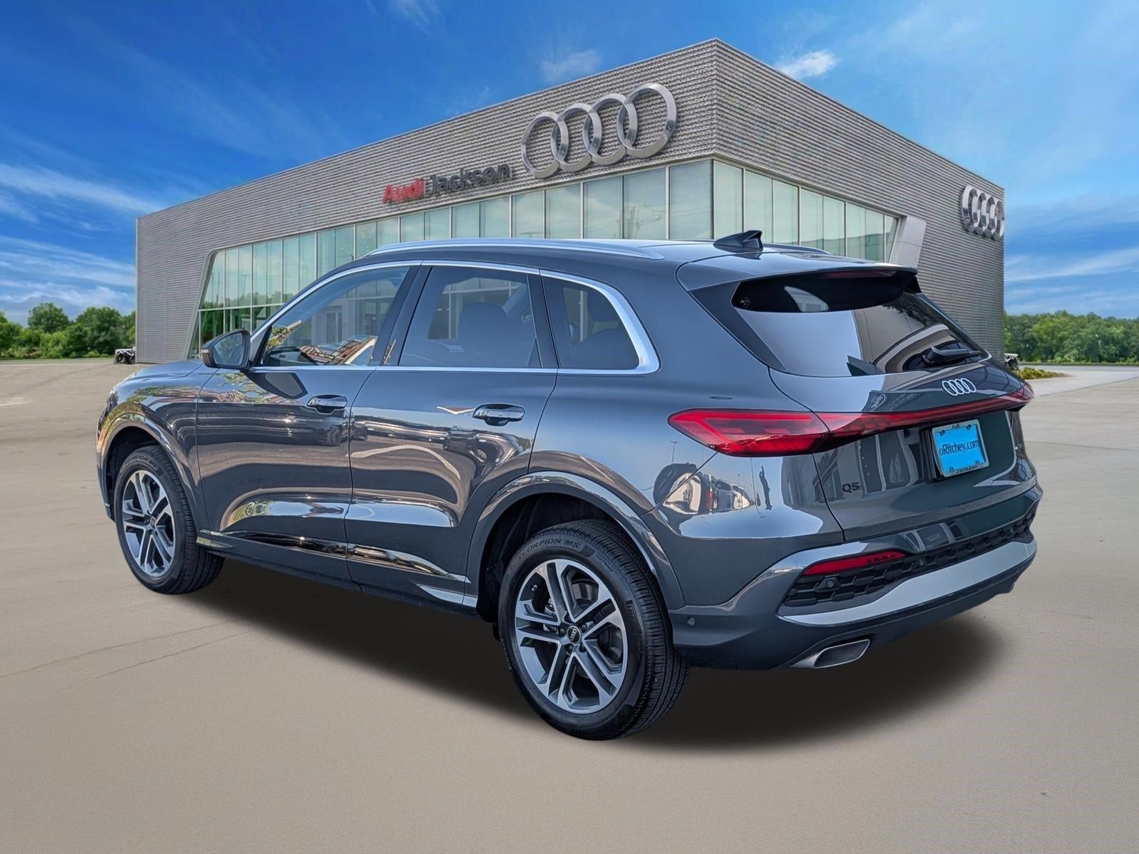 2025 Audi Q5 Premium 2.0 TFSI quattro