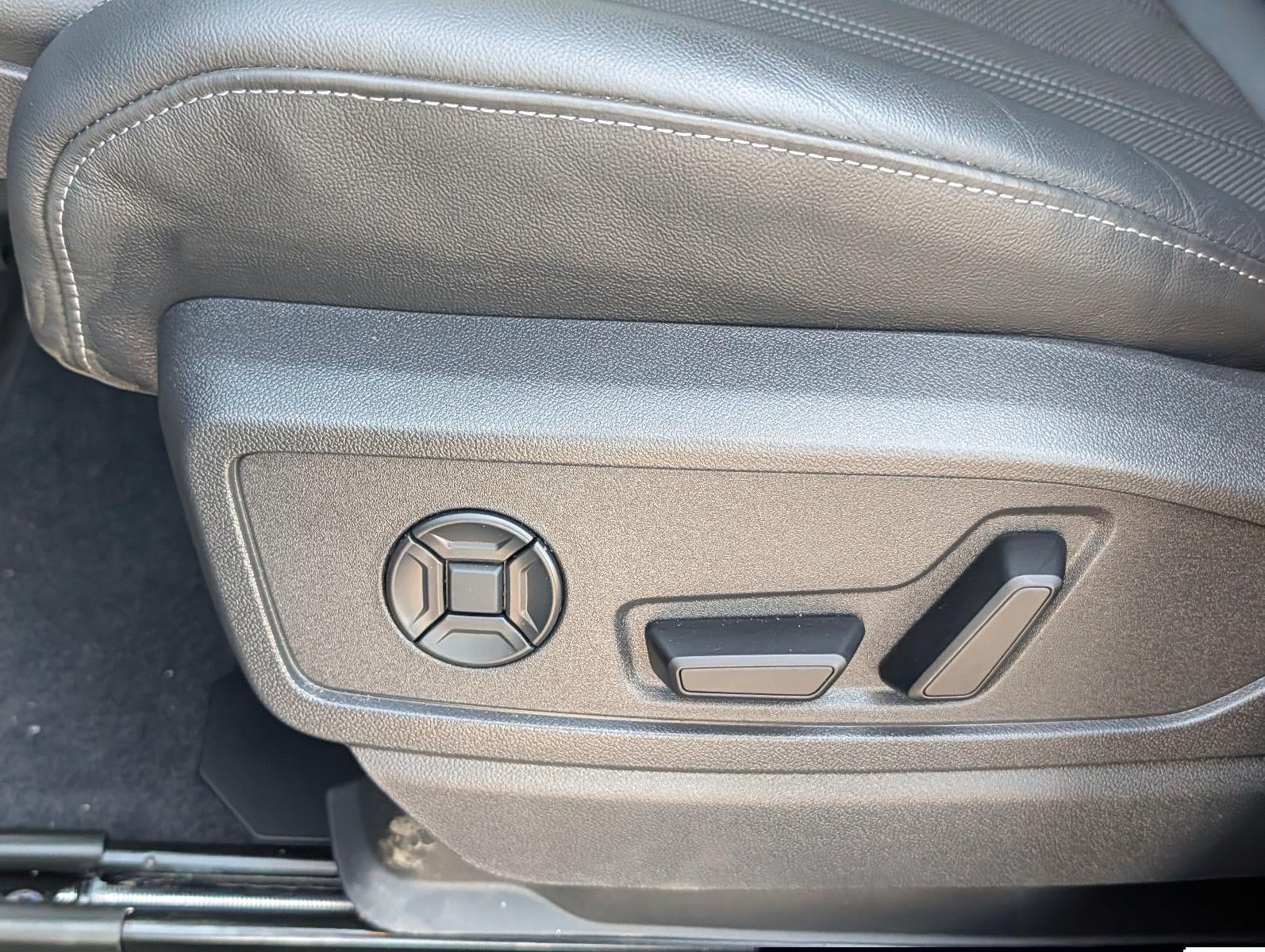 2025 Audi Q5 Premium Plus 2.0 TFSI quattro