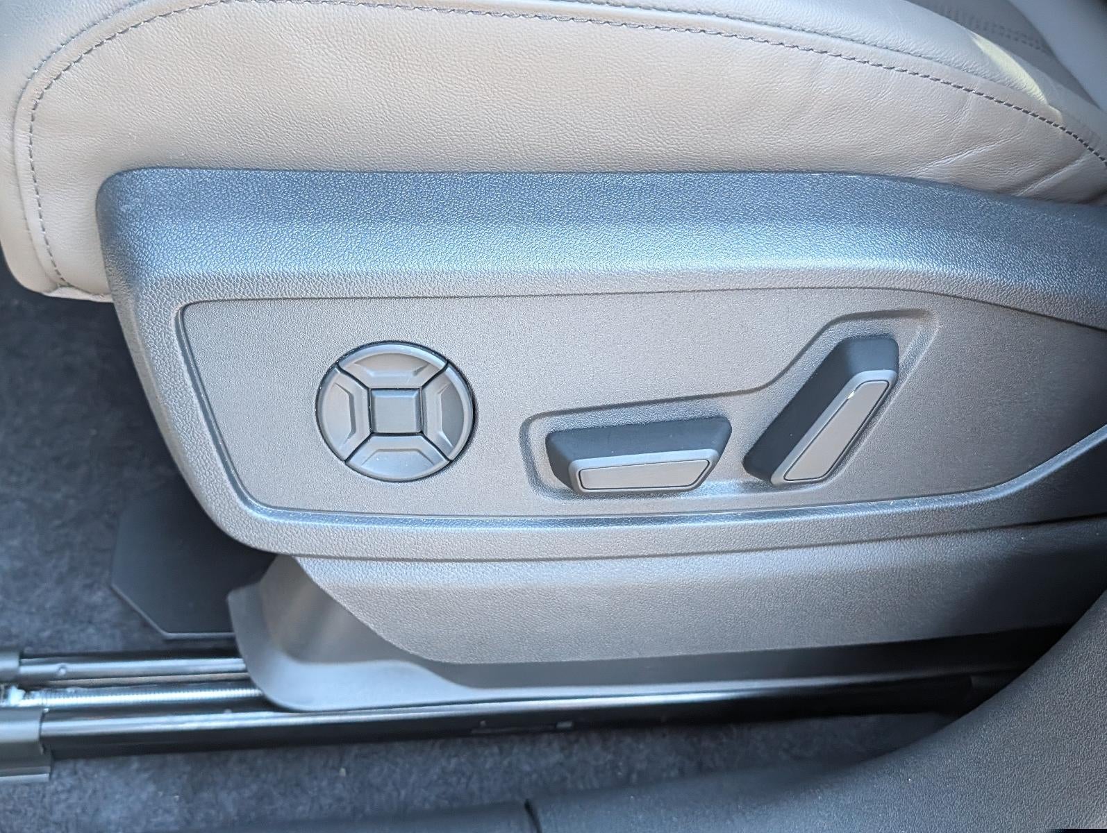 2025 Audi Q5 Prestige 2.0 TFSI quattro