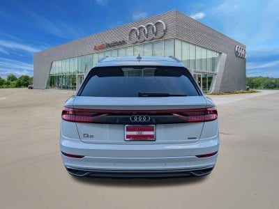 2022 Audi Q8 Premium 55 TFSI quattro