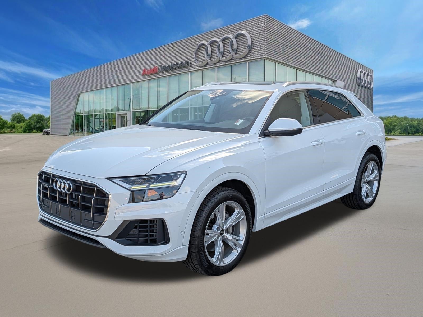 2022 Audi Q8 Premium 55 TFSI quattro