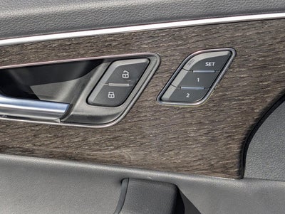 2025 Audi Q7 Premium 55 TFSI quattro