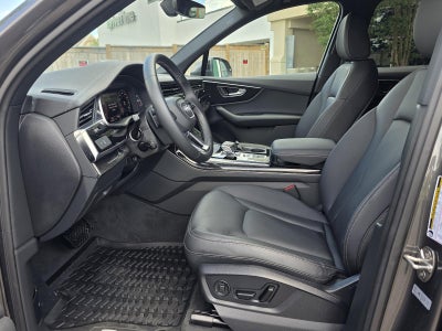 2025 Audi Q7 Premium 55 TFSI quattro