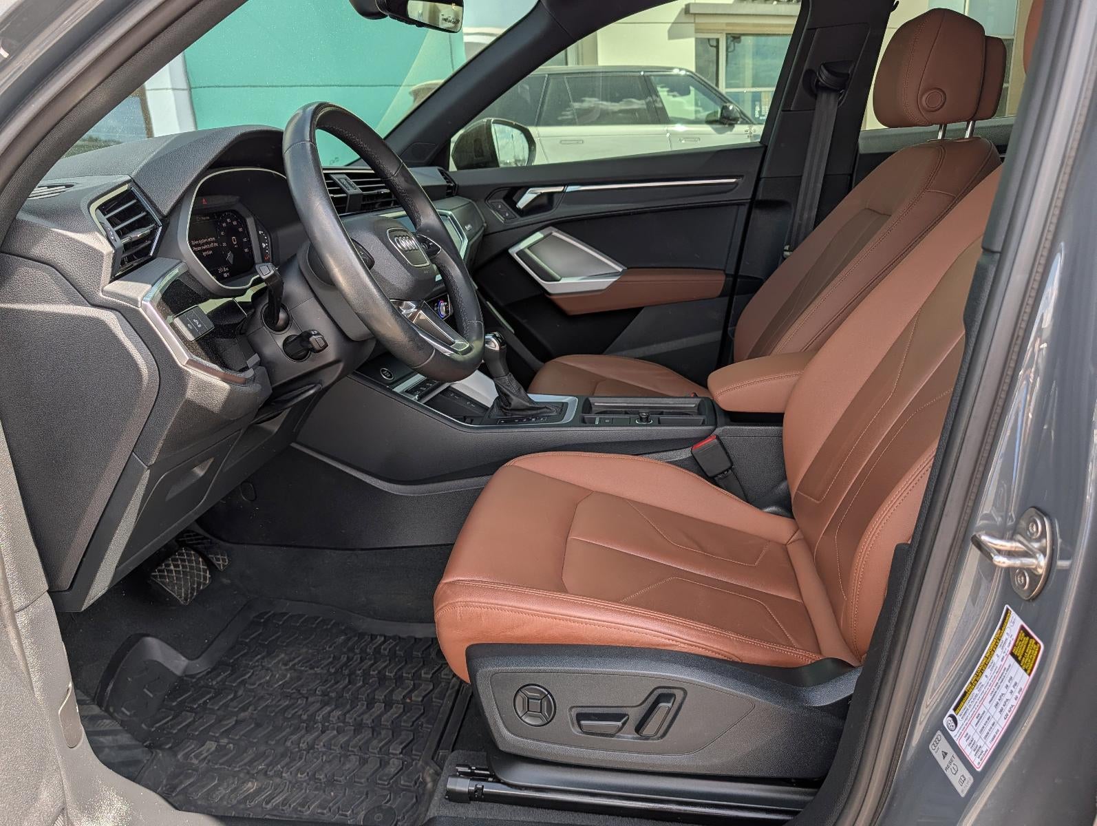 2024 Audi Q3 Premium Plus 40 TFSI quattro