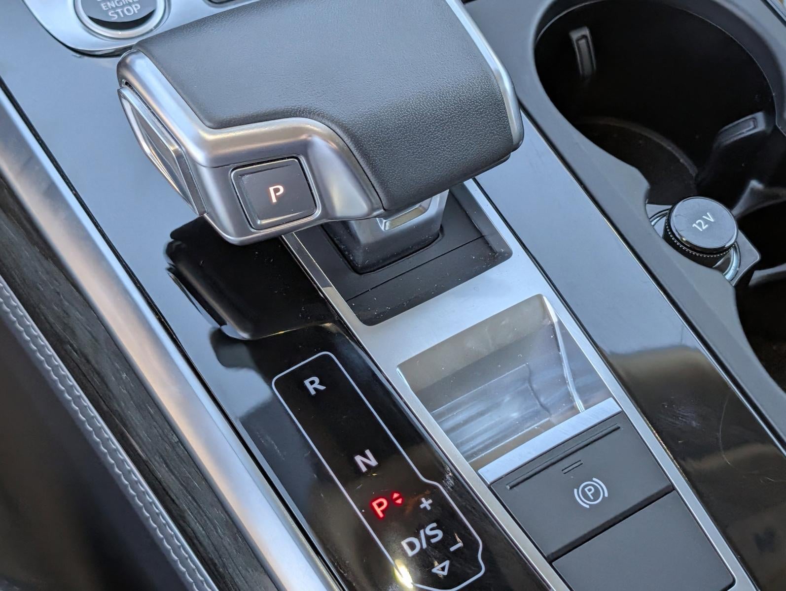 2025 Audi Q8 Premium Plus 55 TFSI quattro