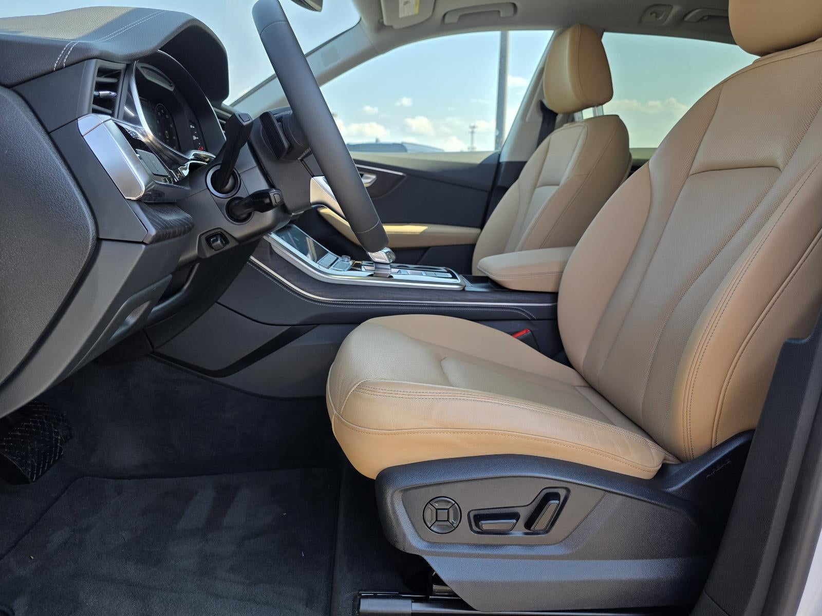 2025 Audi Q8 Premium Plus 55 TFSI quattro