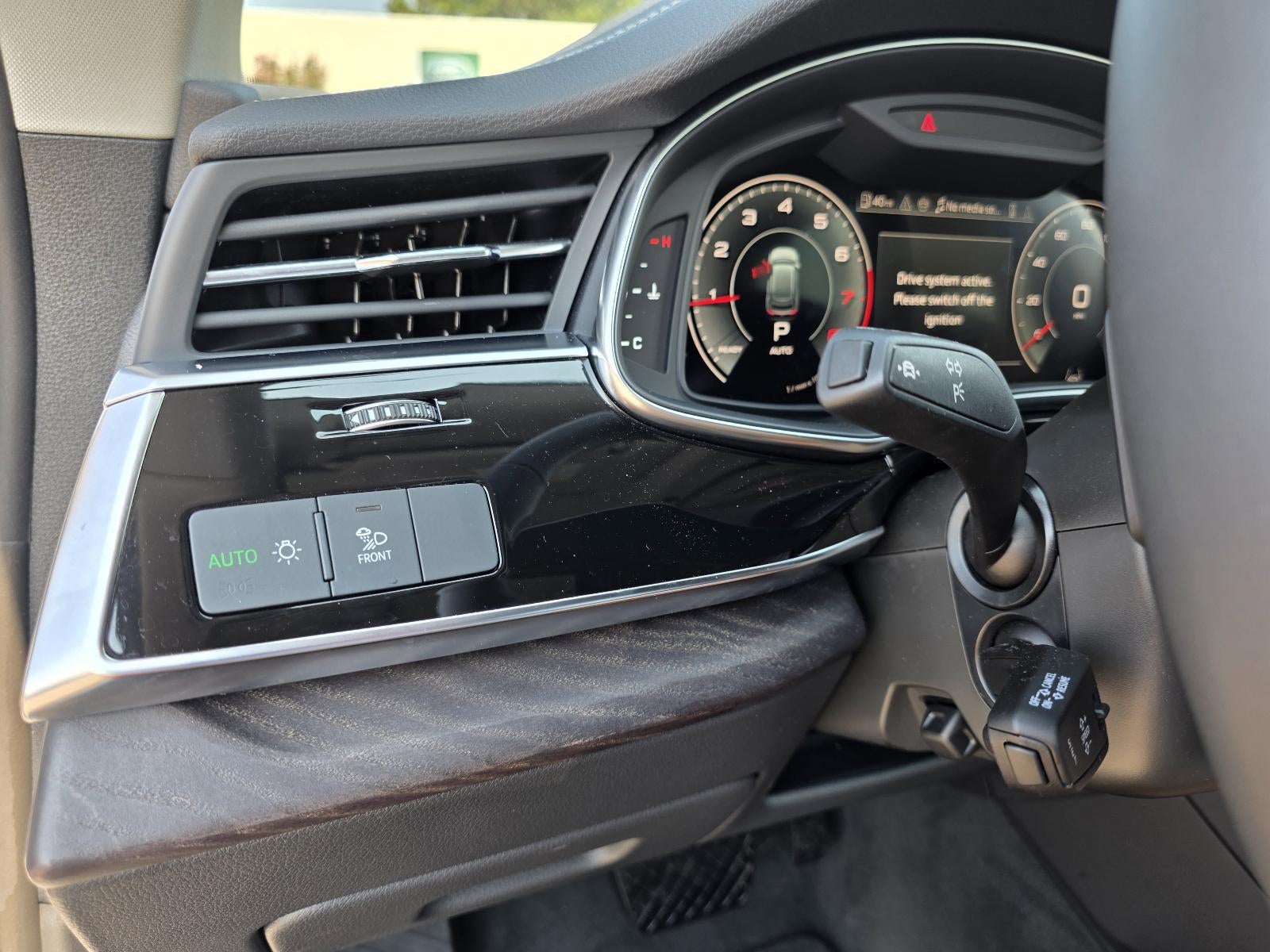 2025 Audi Q8 Premium Plus 55 TFSI quattro