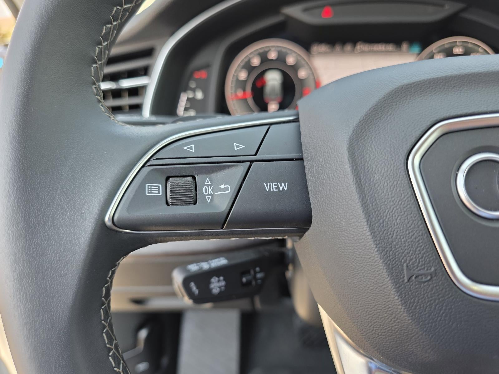 2025 Audi Q8 Premium Plus 55 TFSI quattro