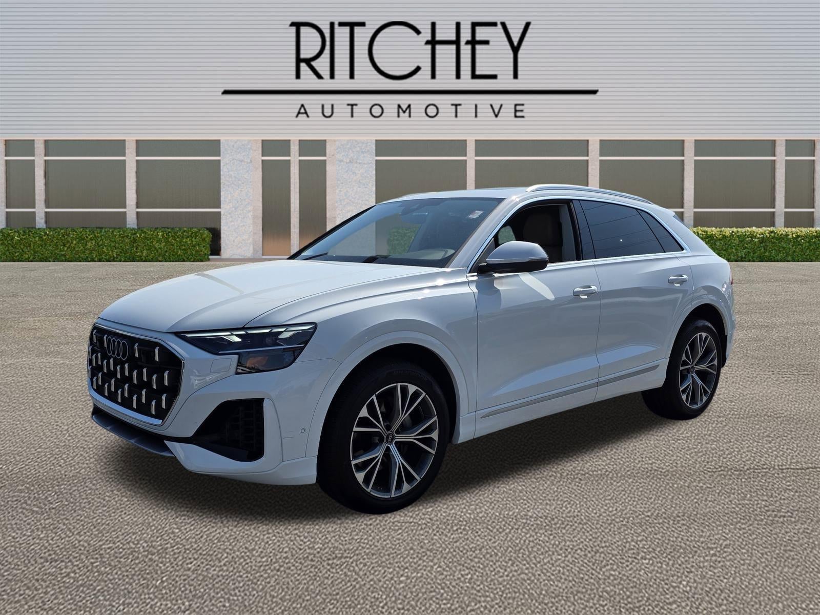 2025 Audi Q8 Premium Plus 55 TFSI quattro