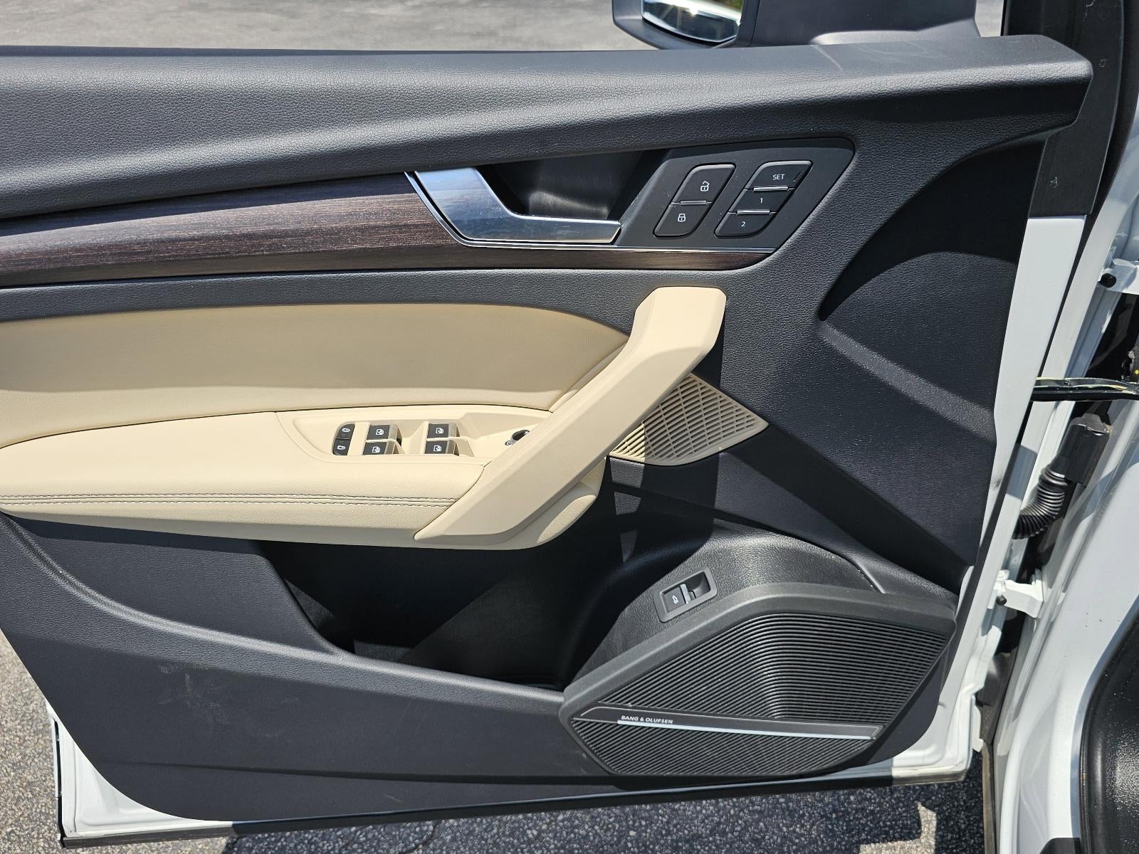 2025 Audi Q5 S line Premium Plus 45 TFSI quattro