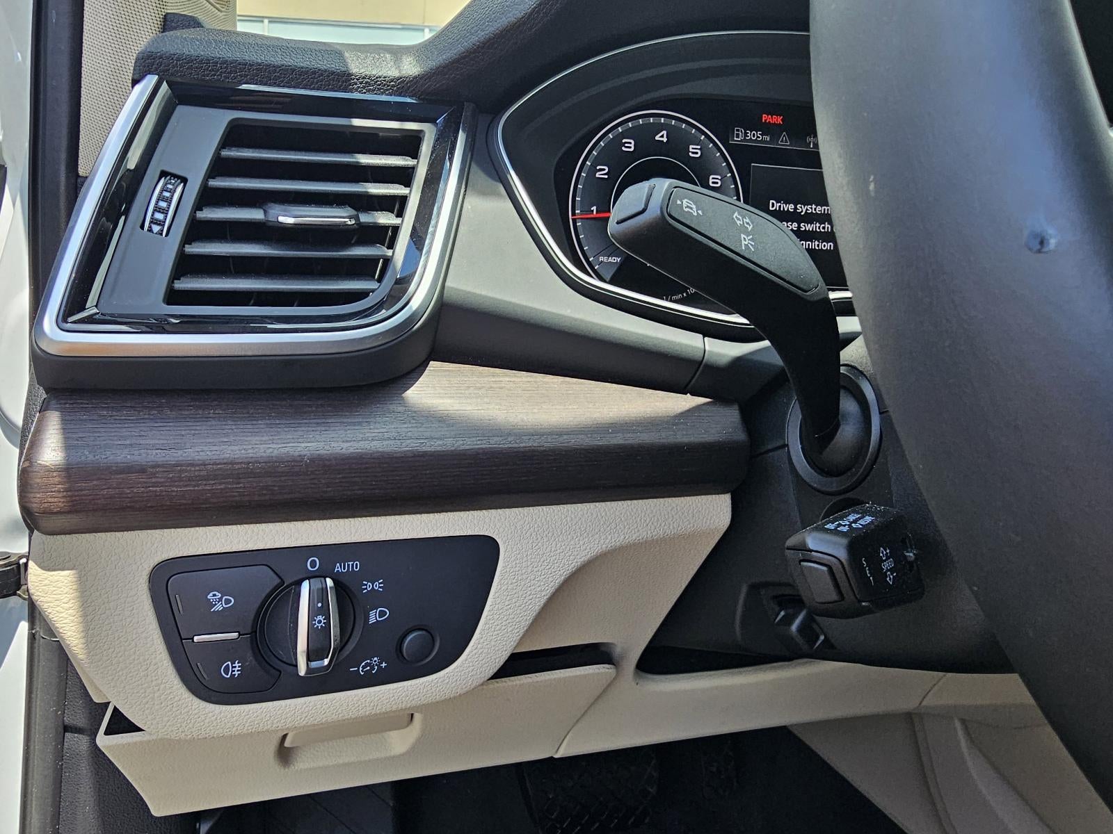 2025 Audi Q5 S line Premium Plus 45 TFSI quattro