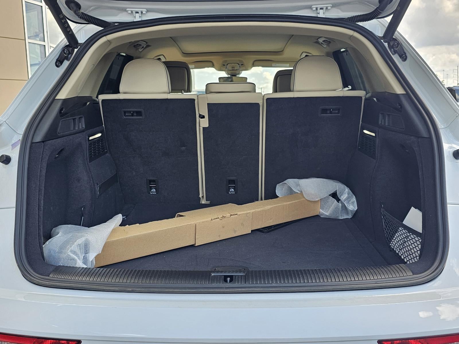 2025 Audi Q5 S line Premium Plus 45 TFSI quattro