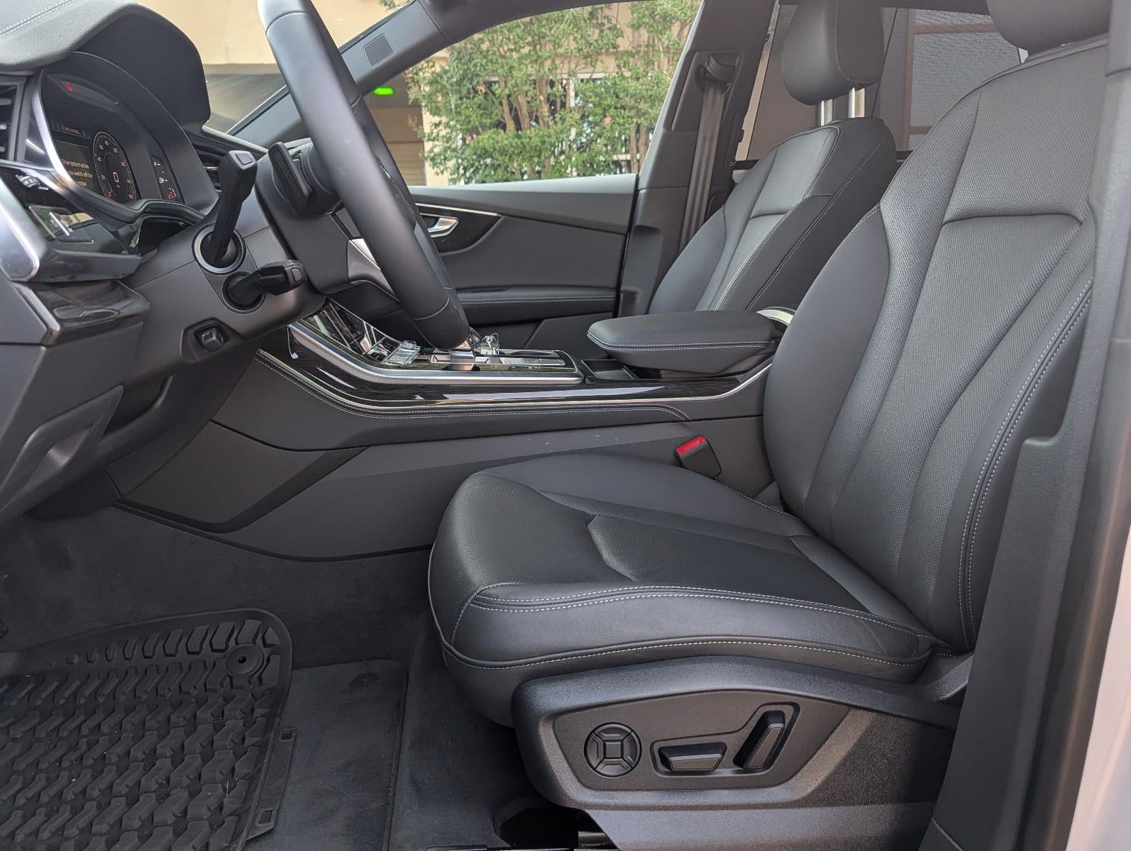 2026 Audi Q8 Premium Plus quattro *Ltd Avail*