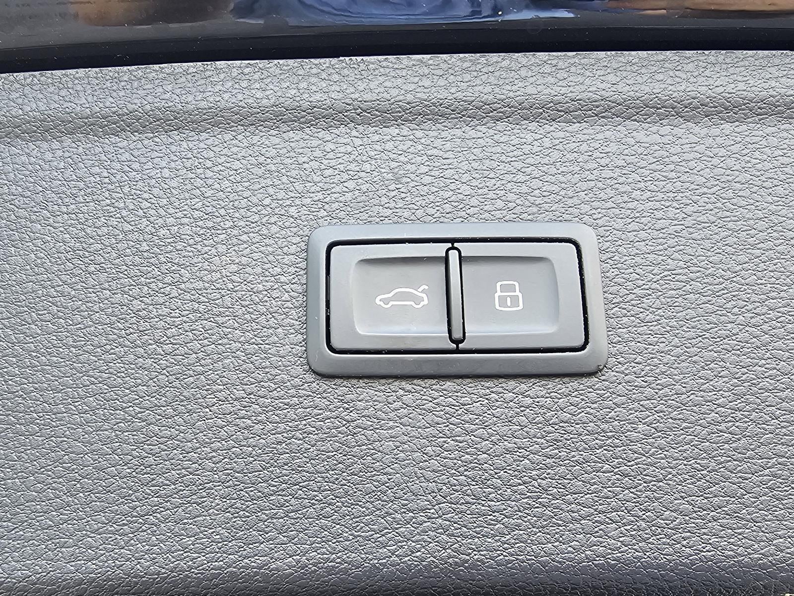 2024 Audi Q5 S line Prestige 45 TFSI quattro