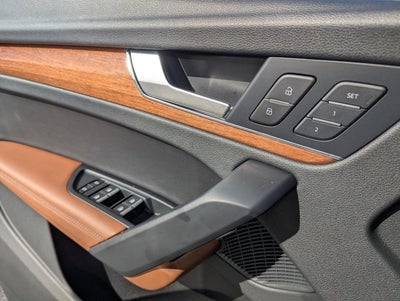 2023 Audi Q5 S line Prestige 45 TFSI quattro