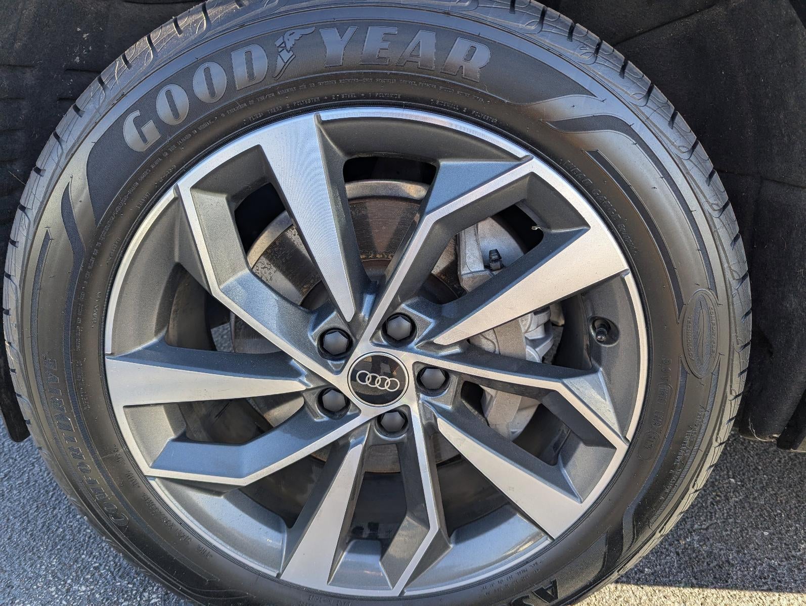 2023 Audi Q5 S line Prestige 45 TFSI quattro