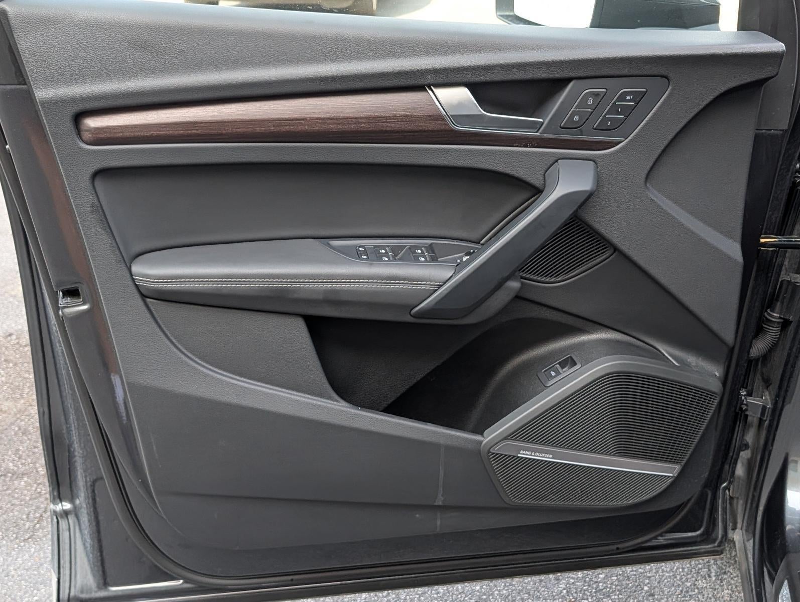 2024 Audi Q5 S line Prestige 45 TFSI quattro
