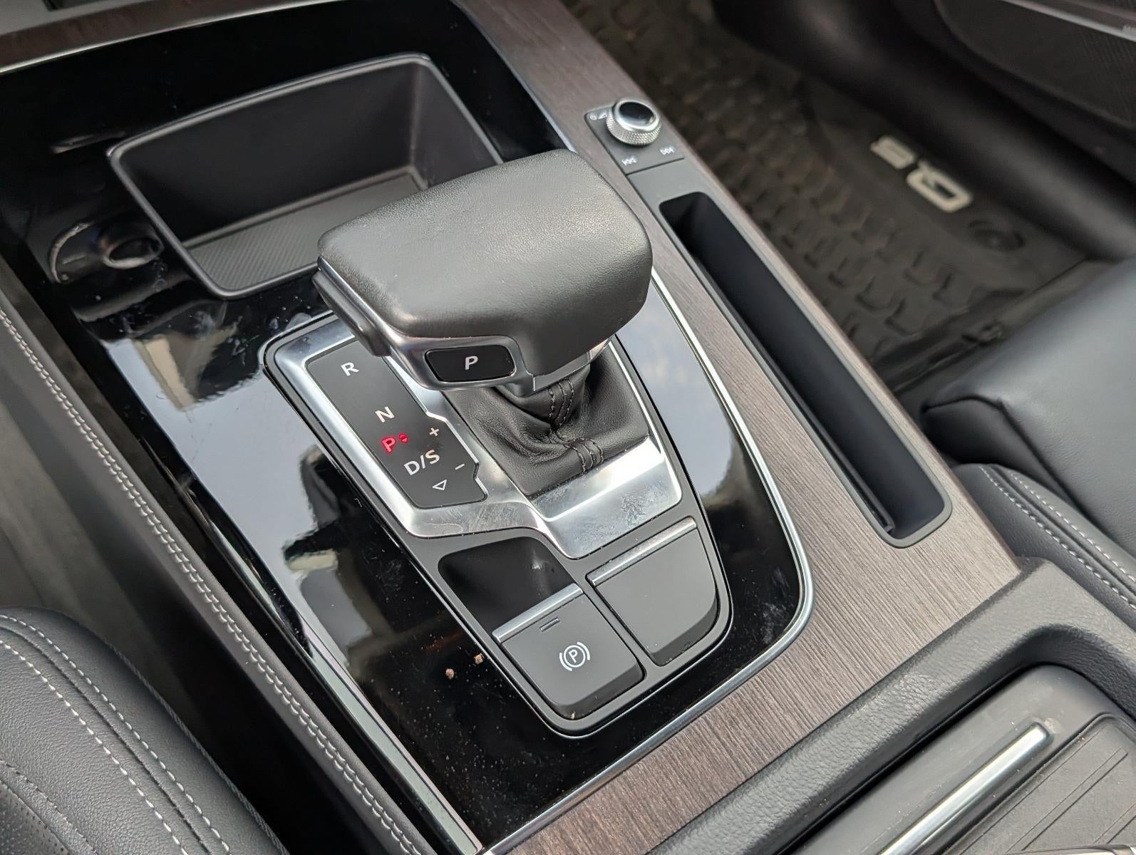 2024 Audi Q5 S line Prestige 45 TFSI quattro