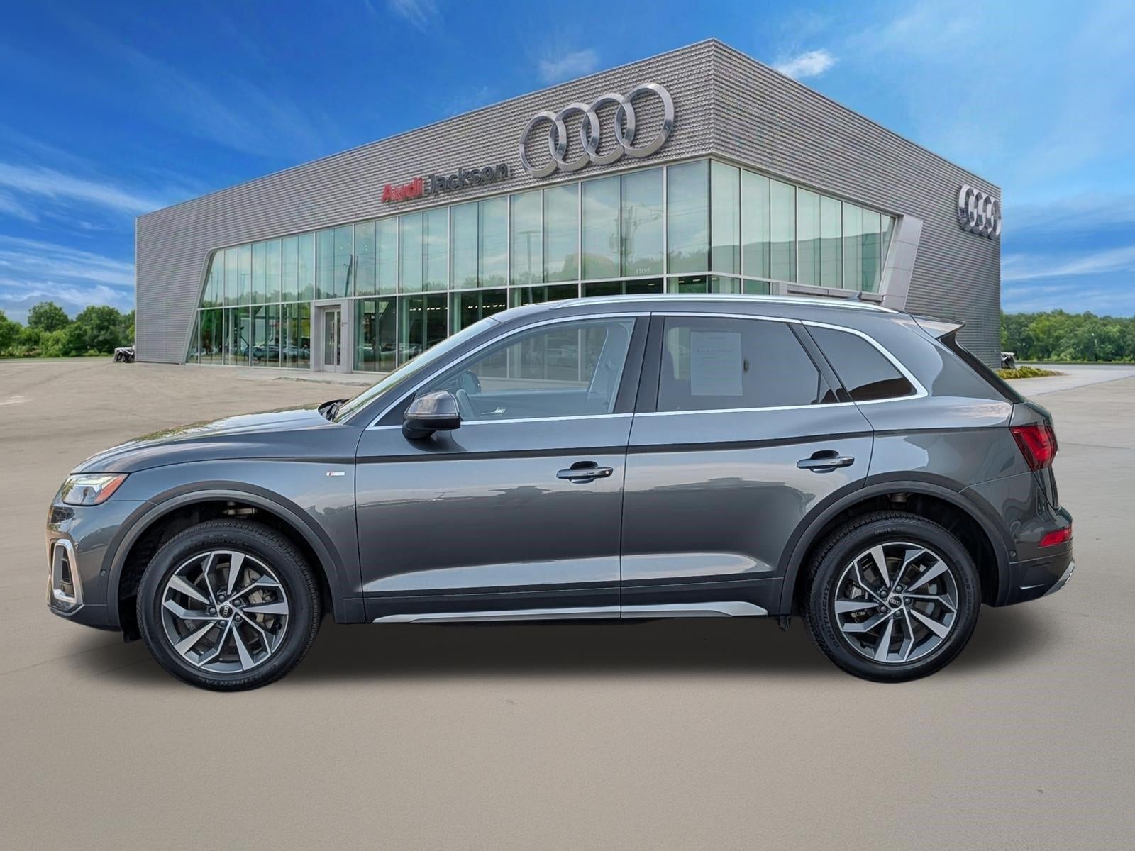 2024 Audi Q5 S line Prestige 45 TFSI quattro