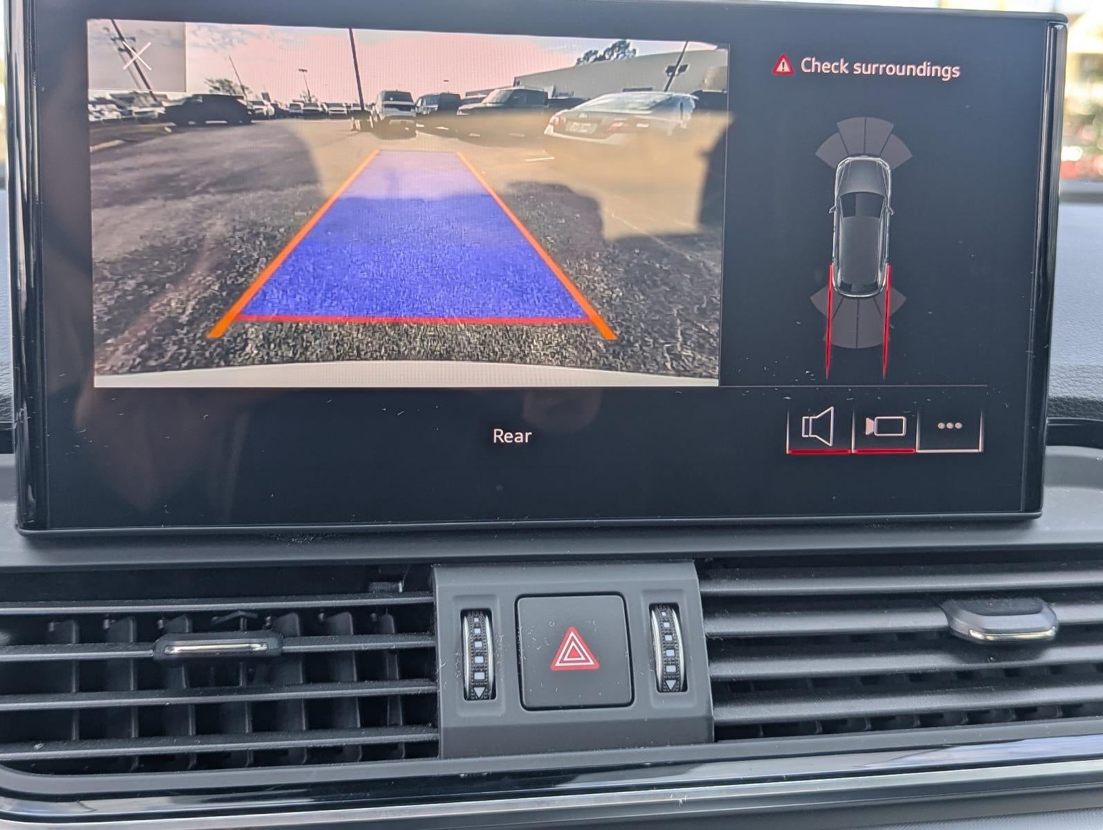 2025 Audi Q5 S line Premium 45 TFSI quattro