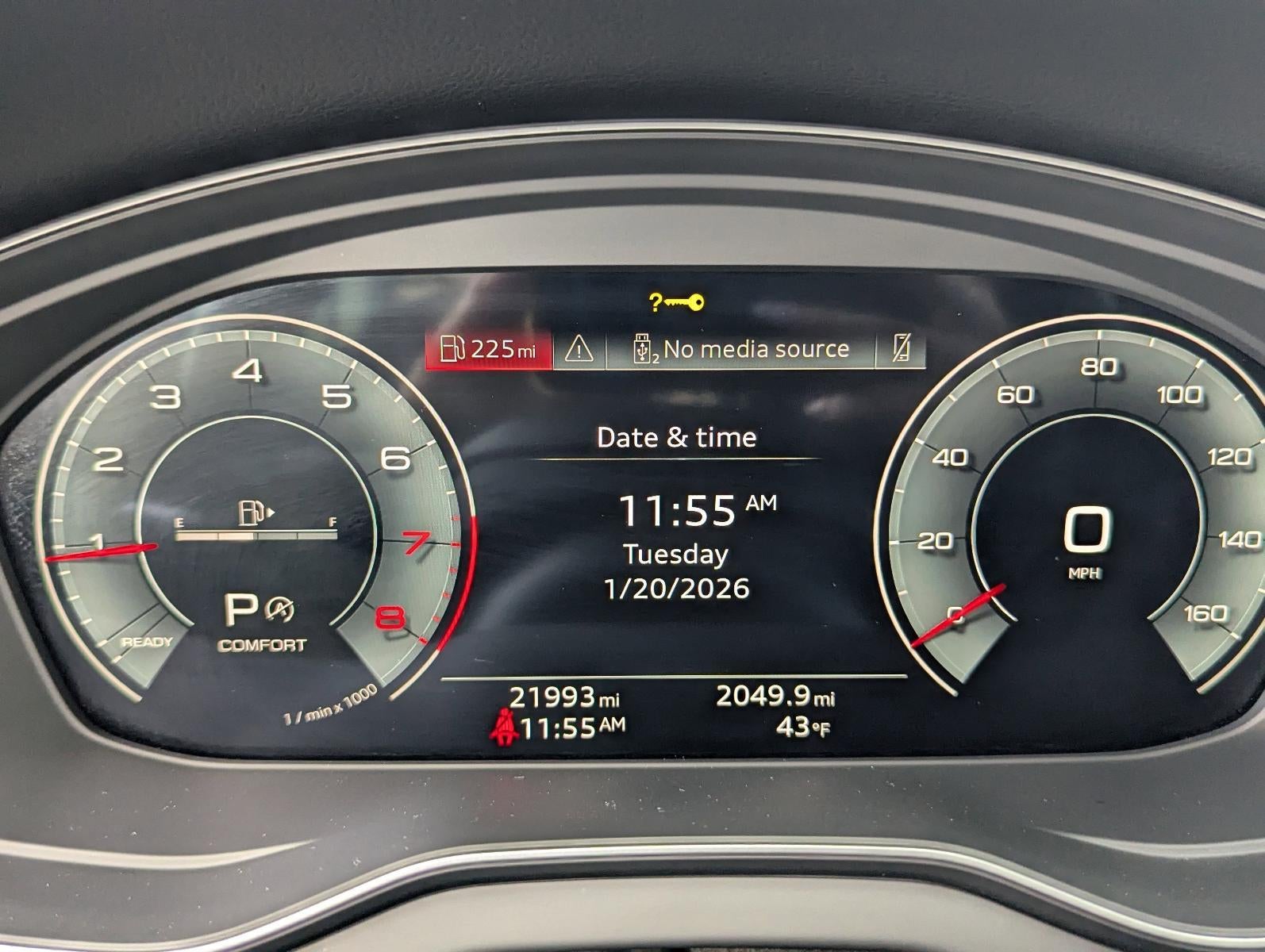 2025 Audi Q5 S line Premium 45 TFSI quattro