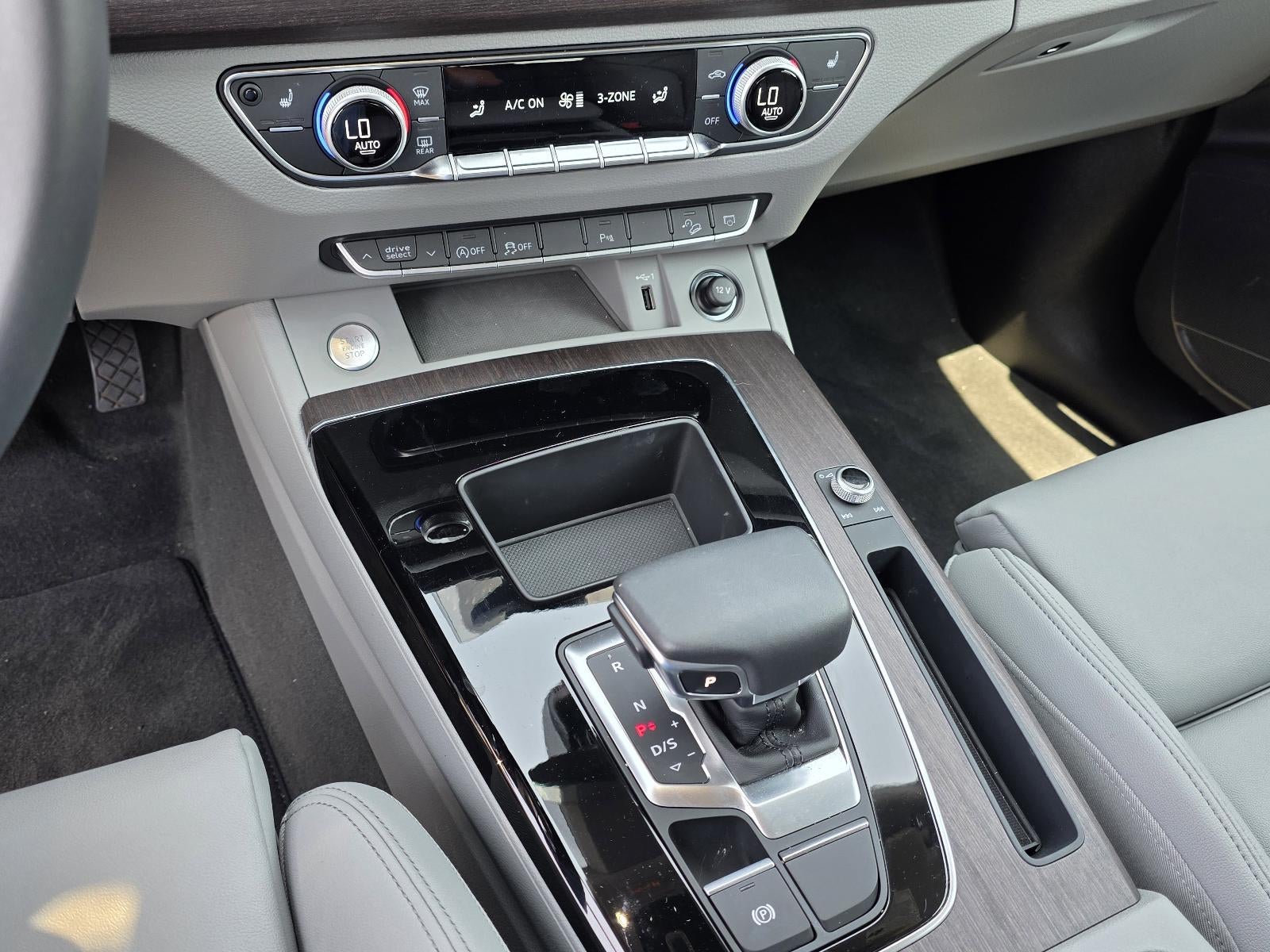 2024 Audi Q5 S line Premium 45 TFSI quattro