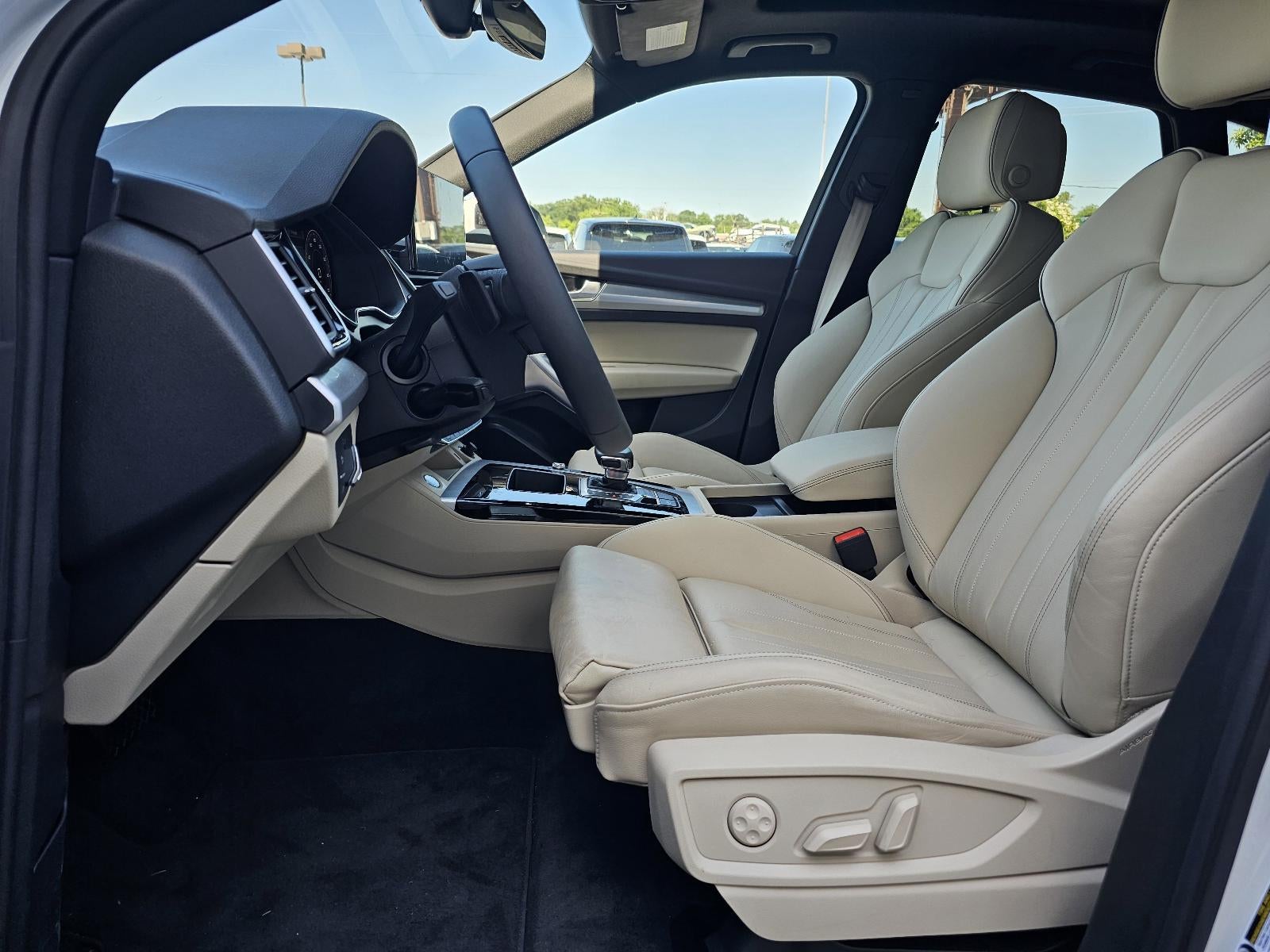 2025 Audi Q5 S line Premium 45 TFSI quattro