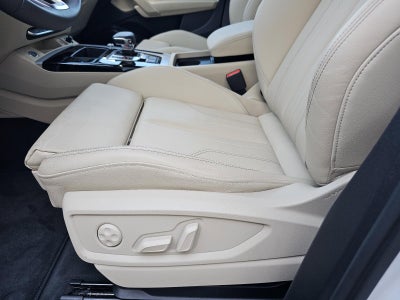 2025 Audi Q5 S line Premium 45 TFSI quattro
