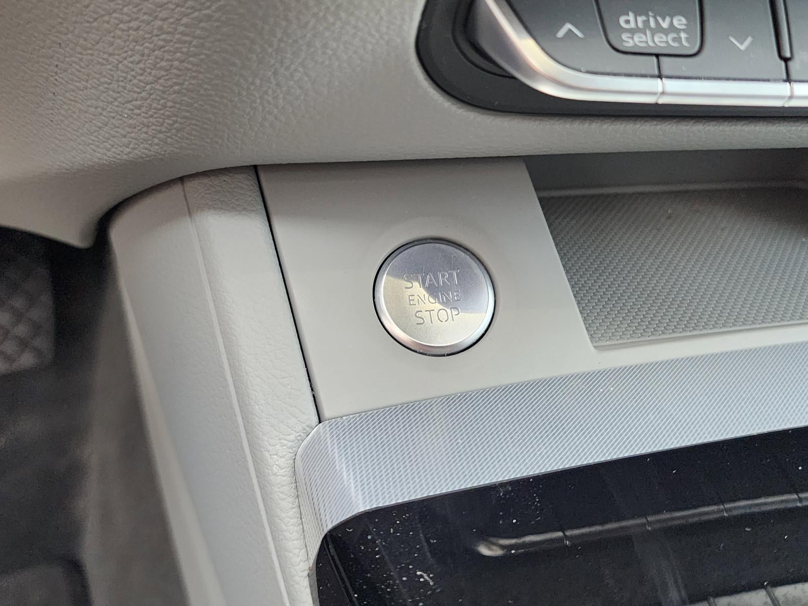 2025 Audi Q5 S line Premium 45 TFSI quattro