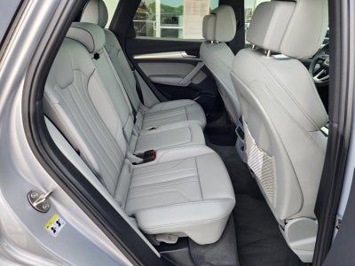 2025 Audi Q5 S line Premium 45 TFSI quattro